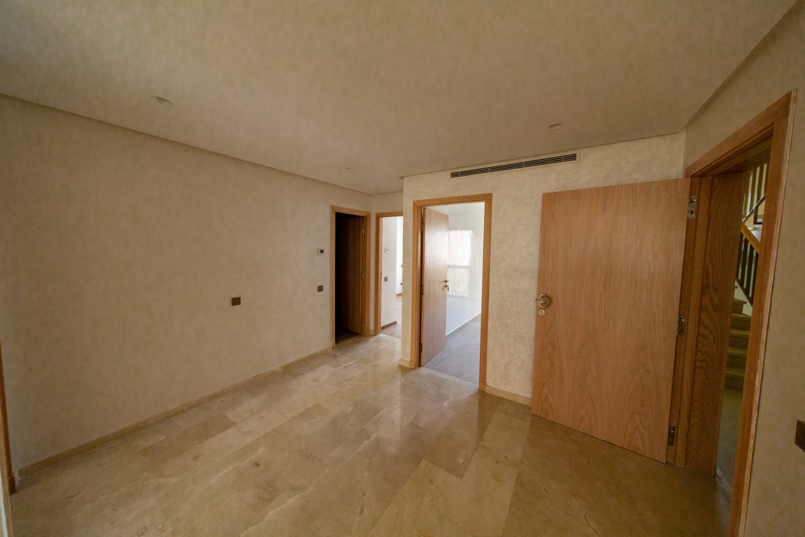 Immeuble JRF Building 2 – photo 25